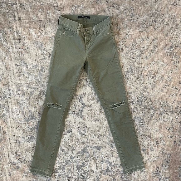 J Brand Skinny Leg Low Rise Jeans Distressed - Picture 1 of 9